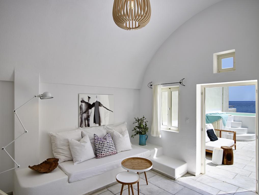 Bellonias 4* Kamári